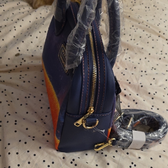 Loungefly Pixar COCO Crossbody Purse Day Of The Dead. NWT. Really Cute! Disney - Picture 8 of 11